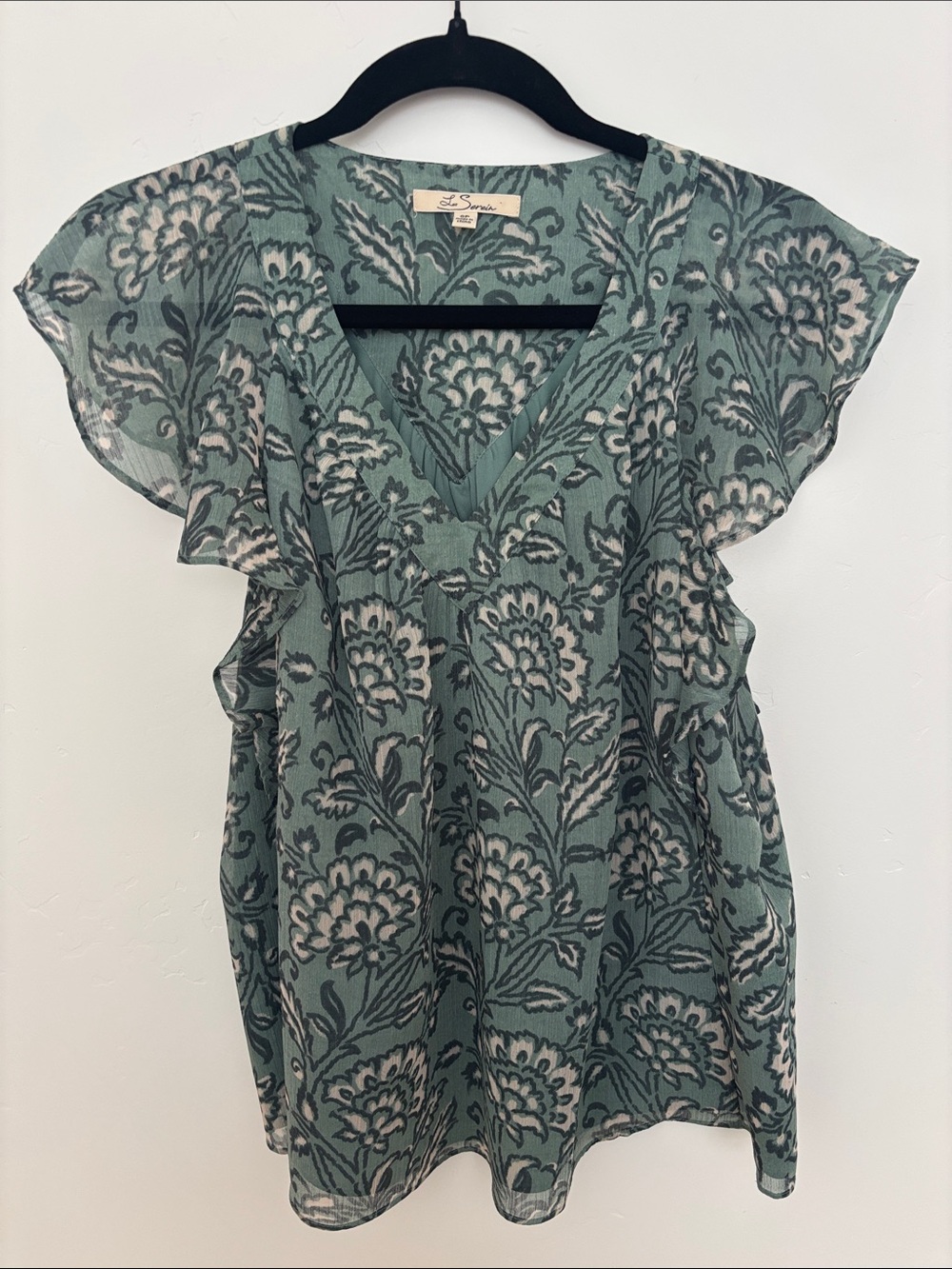Beautiful, Airy Pullover Blouse Greens and Cream Colors Size Small